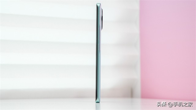 小米Civi3简评：全面又好用自拍不会让人失望