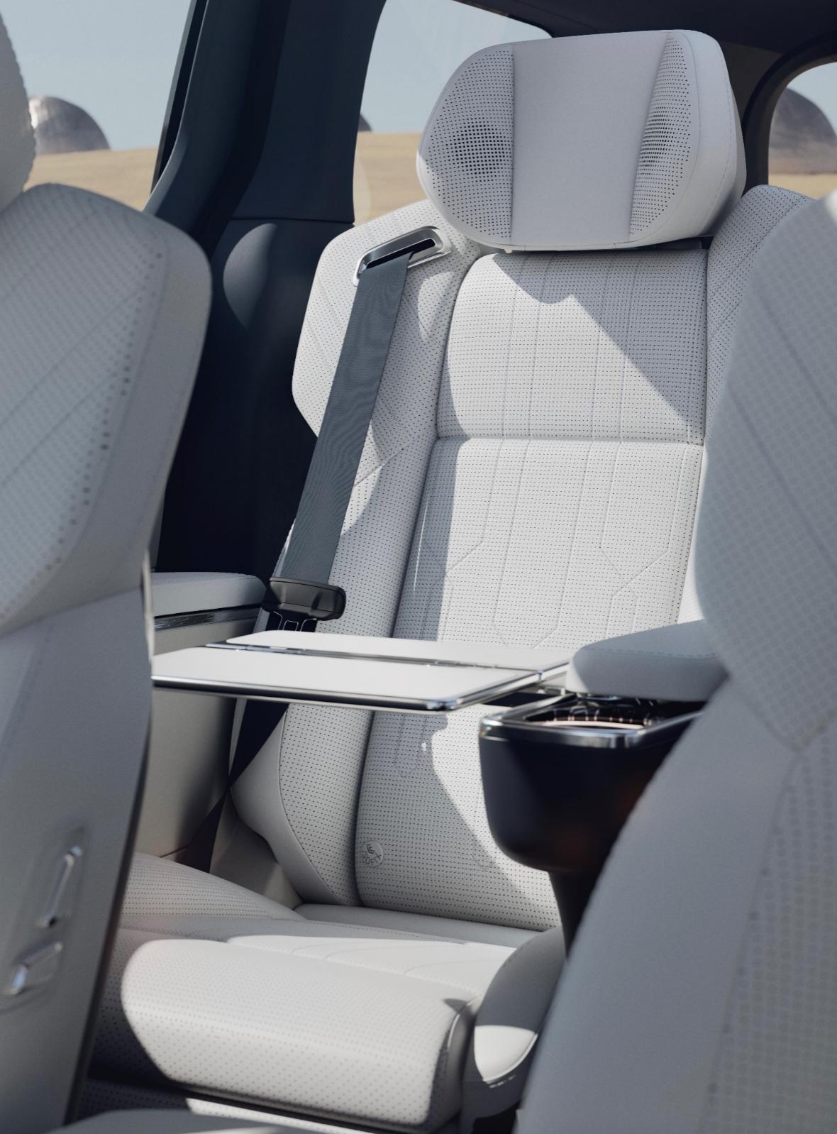 惊喜不断zeekr009官方内饰图发布,zeekr009原生纯电豪华mpv