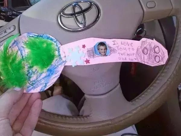 盘点那些奇葩母亲节礼物,母亲节实用礼物测评