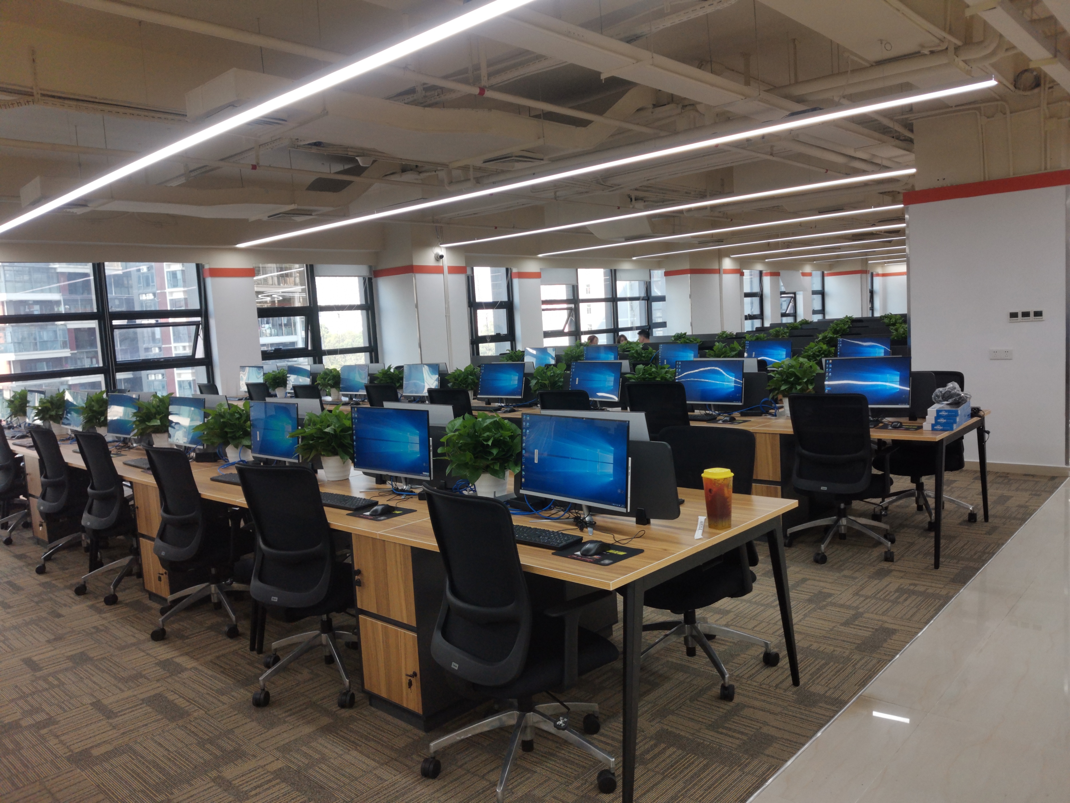 在哪个平台可以租电脑,租手提电脑的平台