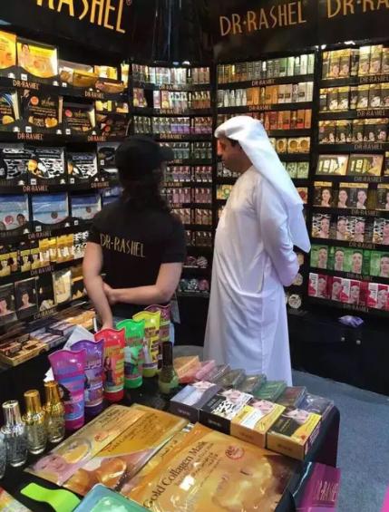 华人深入亲历迪拜真实生活,迪拜真实的消费水平