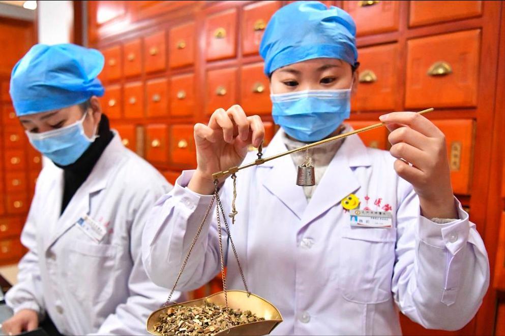 治疗痔疮手术后潮湿瘙痒用的药膏,混合痔术后止痒药膏