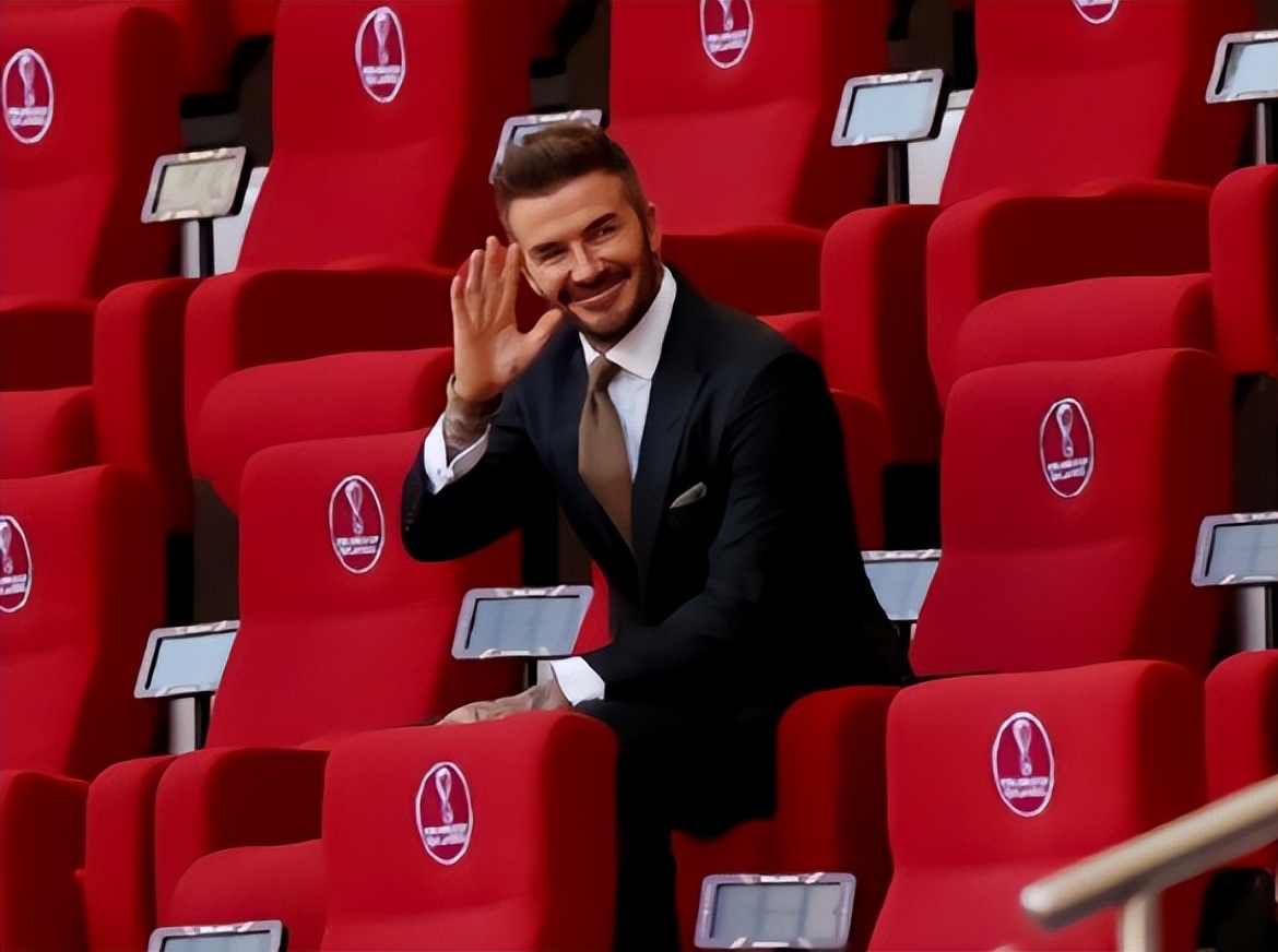 贝克汉姆重回故地,贝克汉姆时隔16年的比赛