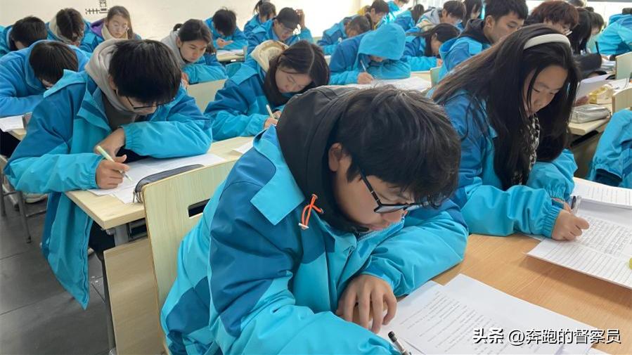 八上数学直角三角形全等判定,八下数学直角三角形全等的判定