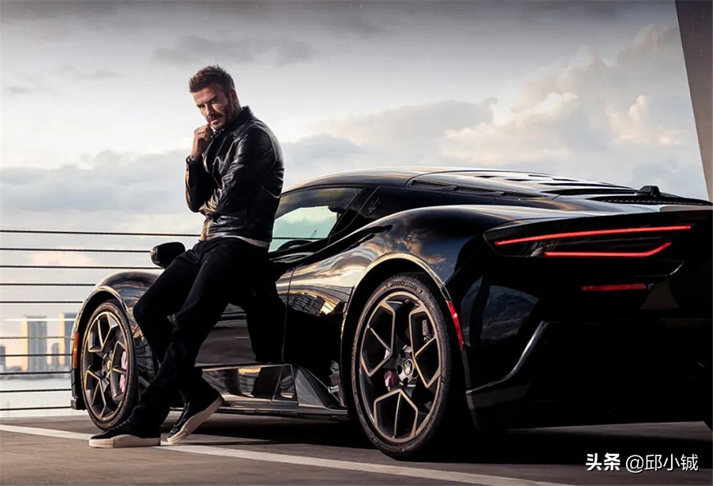 贝克汉姆座驾大全,贝克汉姆开复古路虎