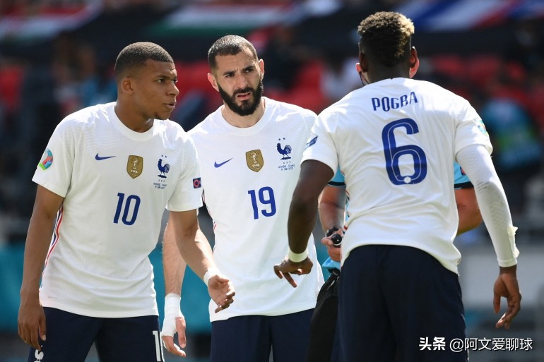 曼联众将告别索帅,曼联官宣博格巴将离队