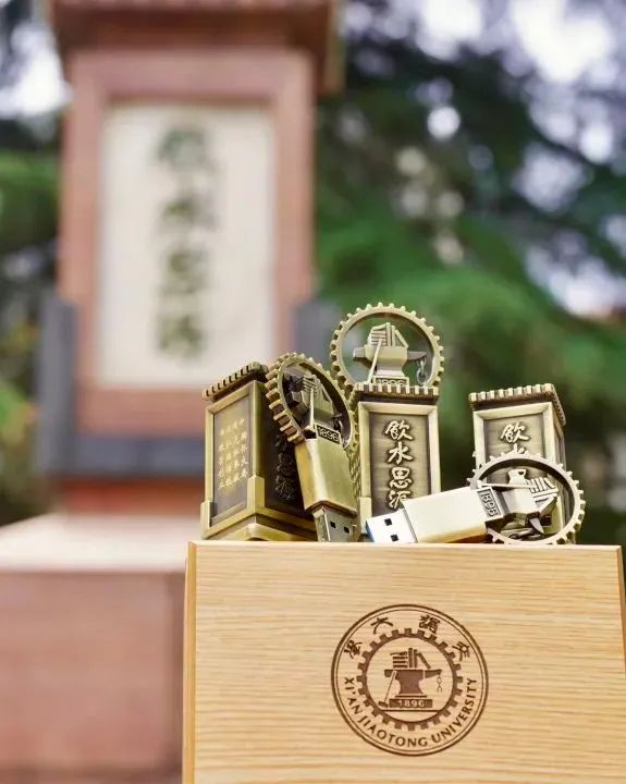 学生给学院送什么毕业礼物好,高校毕业礼物走心又暖心