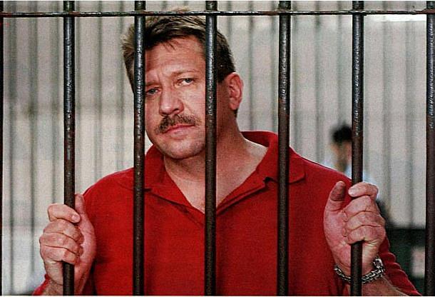 二刷《战争之王》：*火军**贩子将继承地球，因为其它人忙于相互残杀