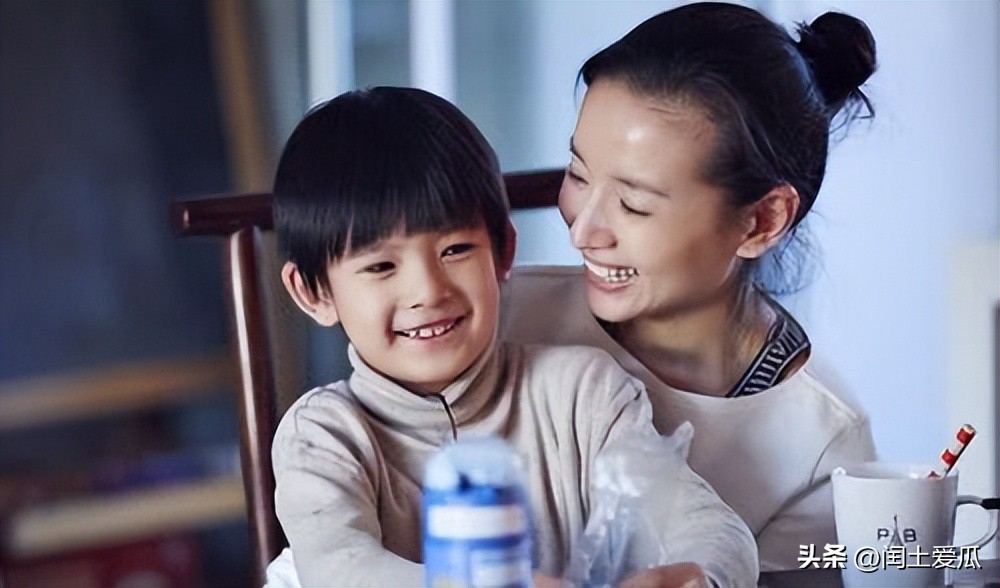 董洁送礼片段,董洁带货卖啥