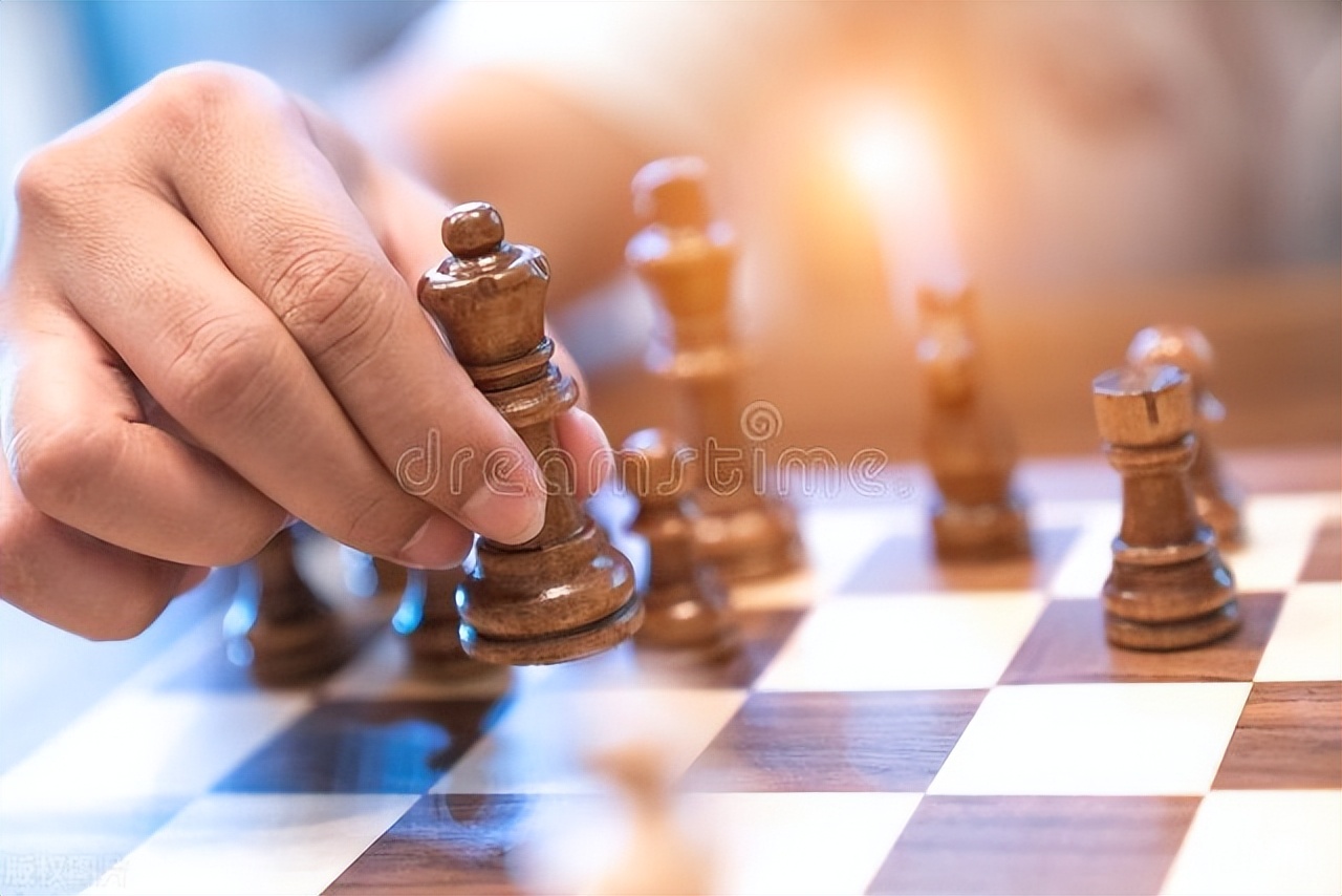 男朋友总是玩游戏不理人，我略施小计，第二天醒来笑疯了