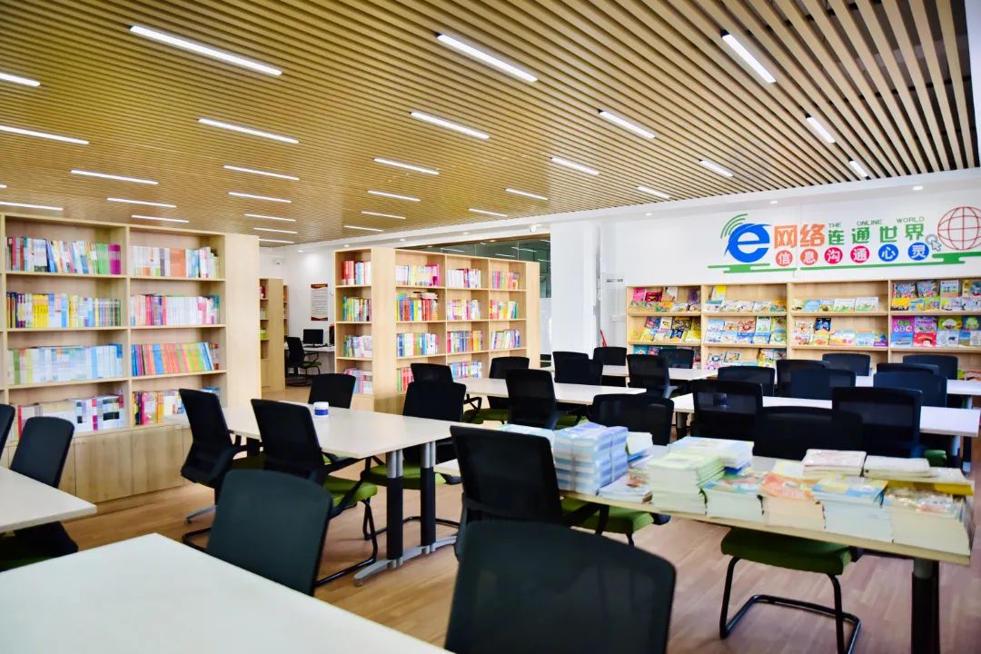 中考喜报国防蛟龙班平均分高达710！狮岭这所学校凭实力“狂飙”