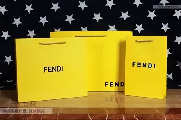fendi长城大秀面试,fendi展示了什么