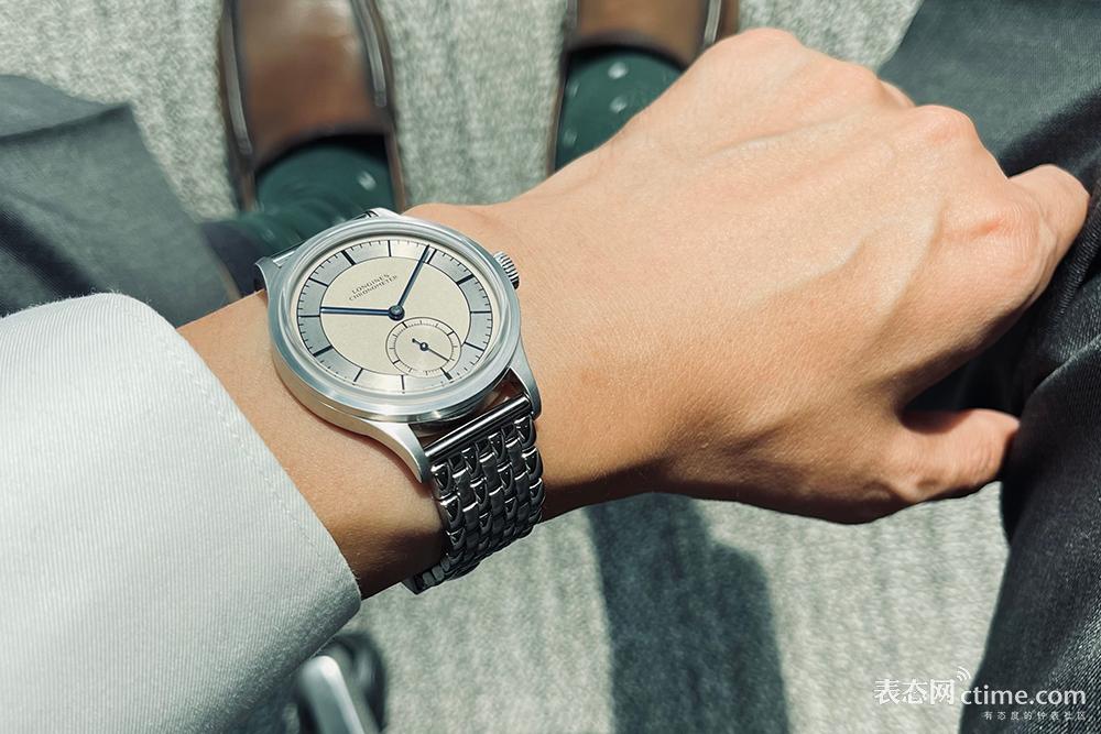 浪琴时尚佩戴效果,浪琴佩戴最舒服的一款表