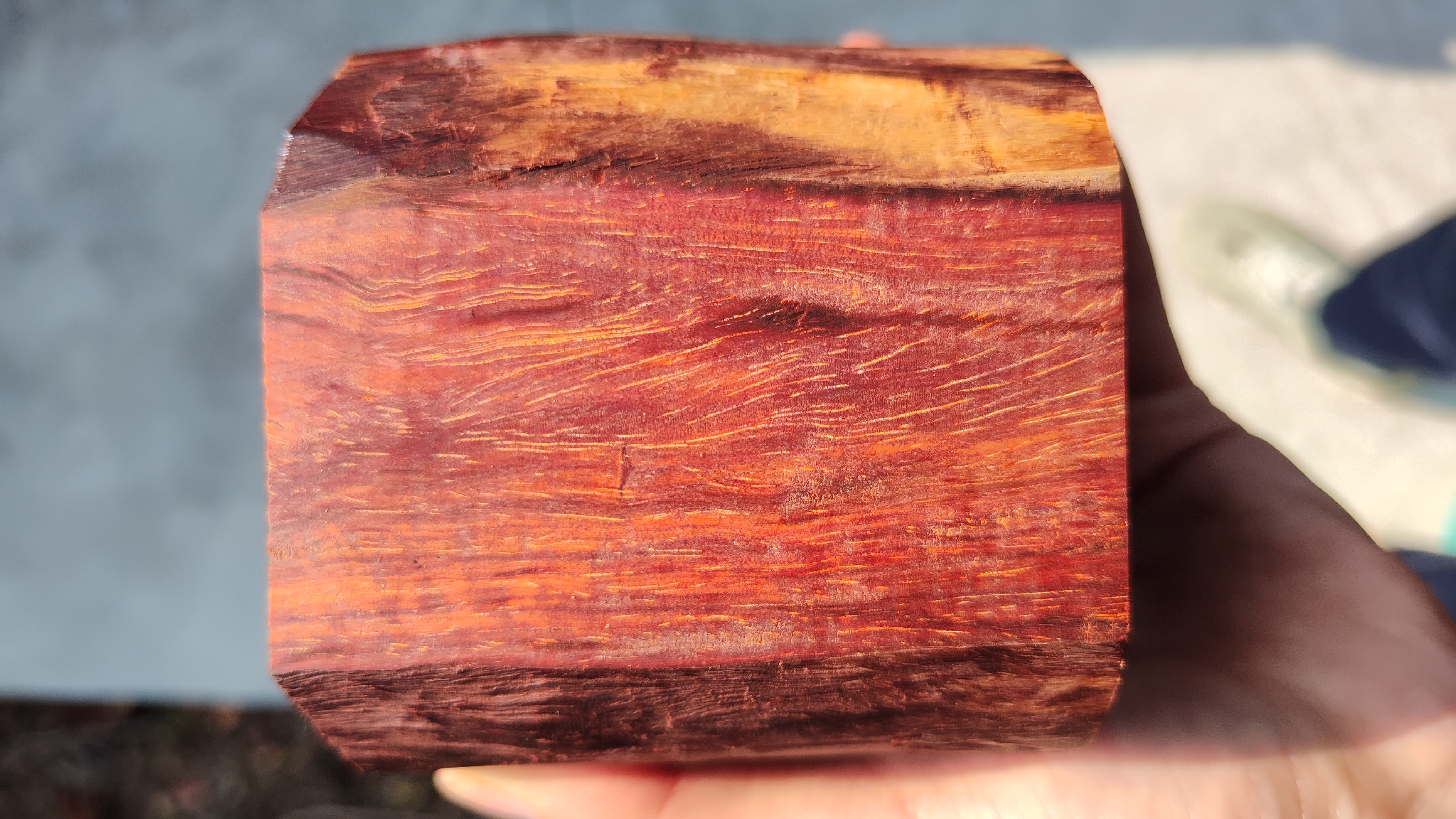 小叶紫檀雕刻佛珠视频,小叶紫檀节节高升佛珠手链