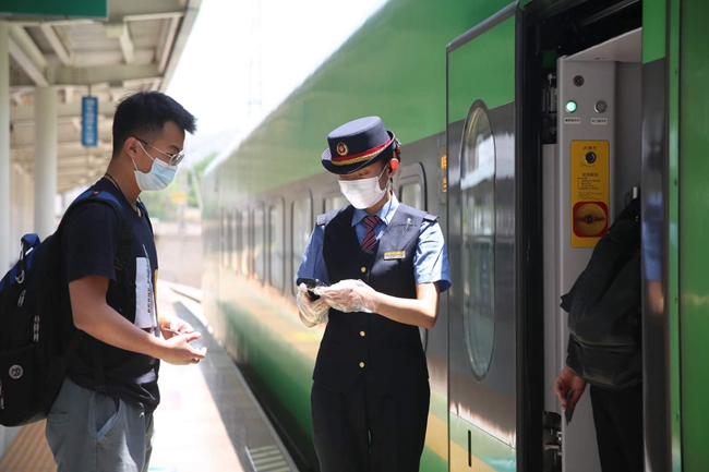 各大铁路局2023春招几月份开始,2023铁路局春招多少人上海