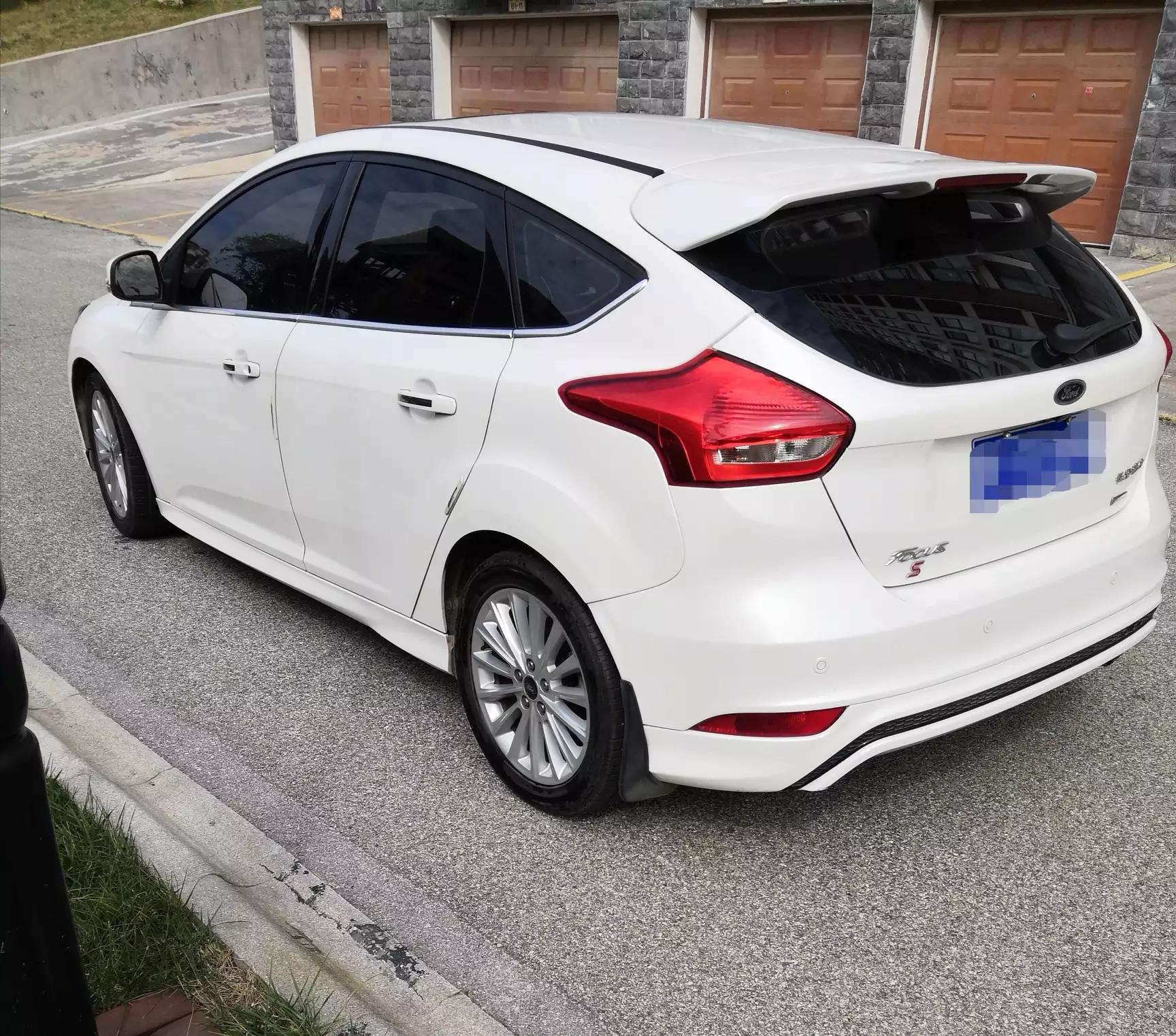 2015款福克斯1.5t两厢运动评测,2015款福特福克斯1.5t运动