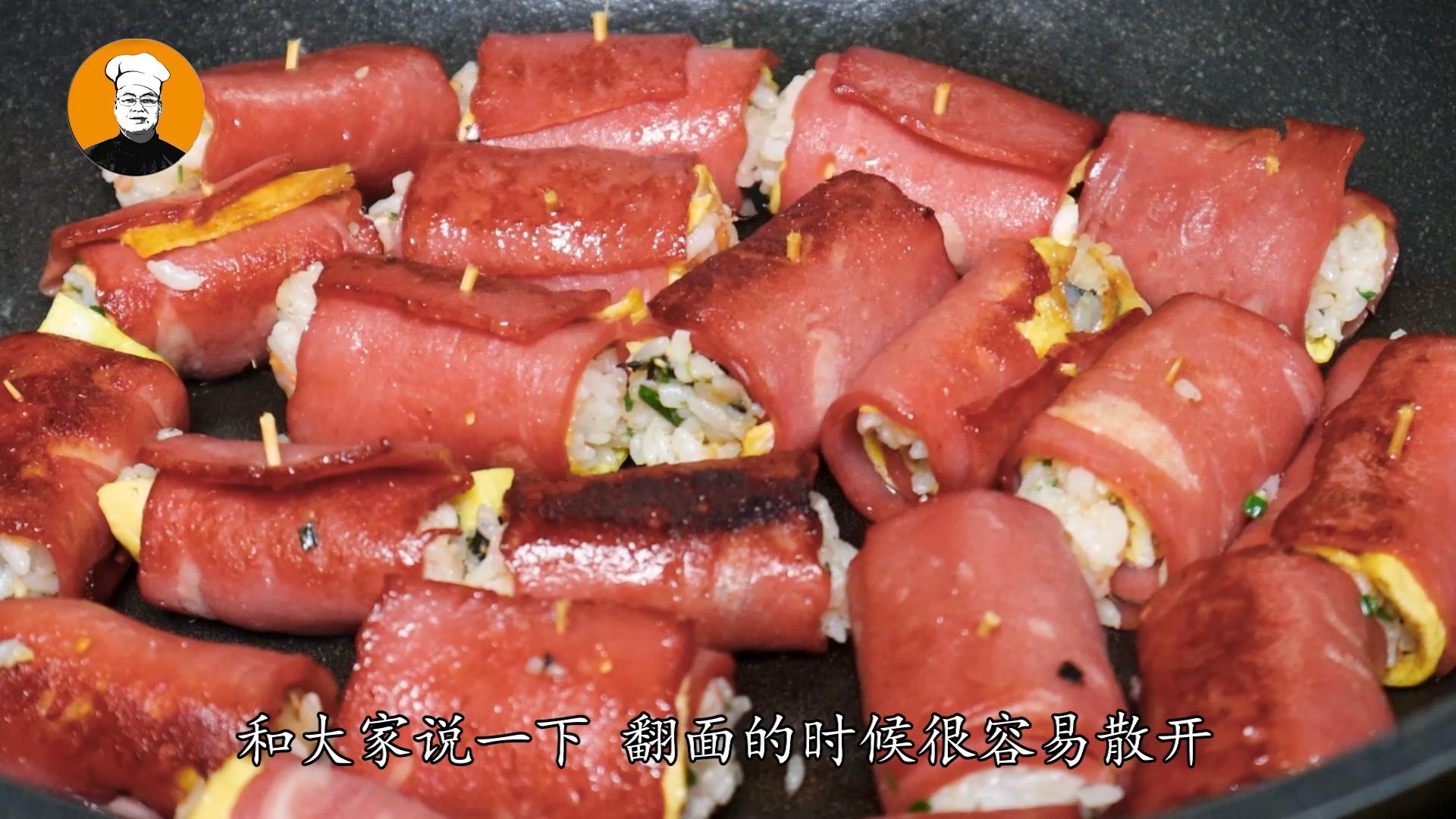 剩米饭做紫菜鸡蛋炒饭,鸡蛋米饭同时做蛋炒饭