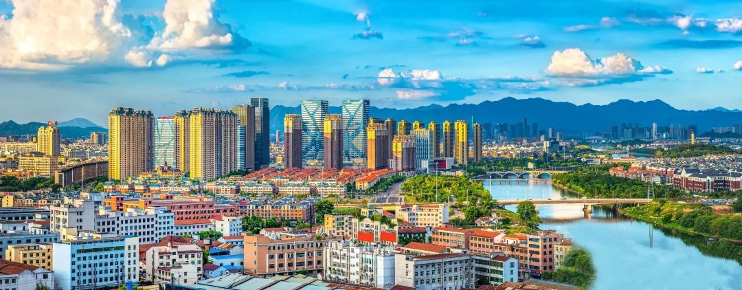 近乡情怯，归来仍是少年！