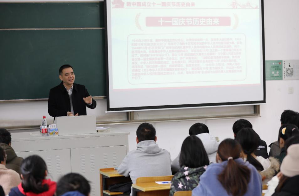 阜阳师范大学教授讲课,阜阳师范大学超可爱英语教授