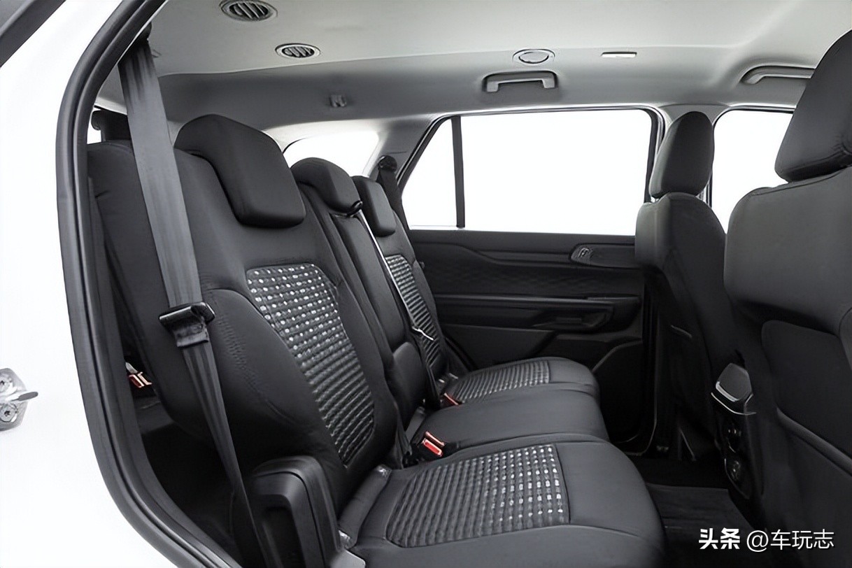 everest福特撼路者2023尺寸,福特全新撼路者海外试驾