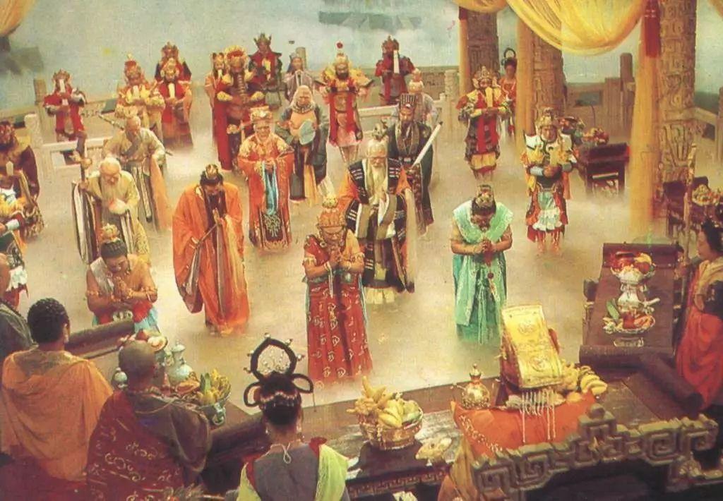 王母蟠桃和人参果哪个更好,西王母蟠桃是什么