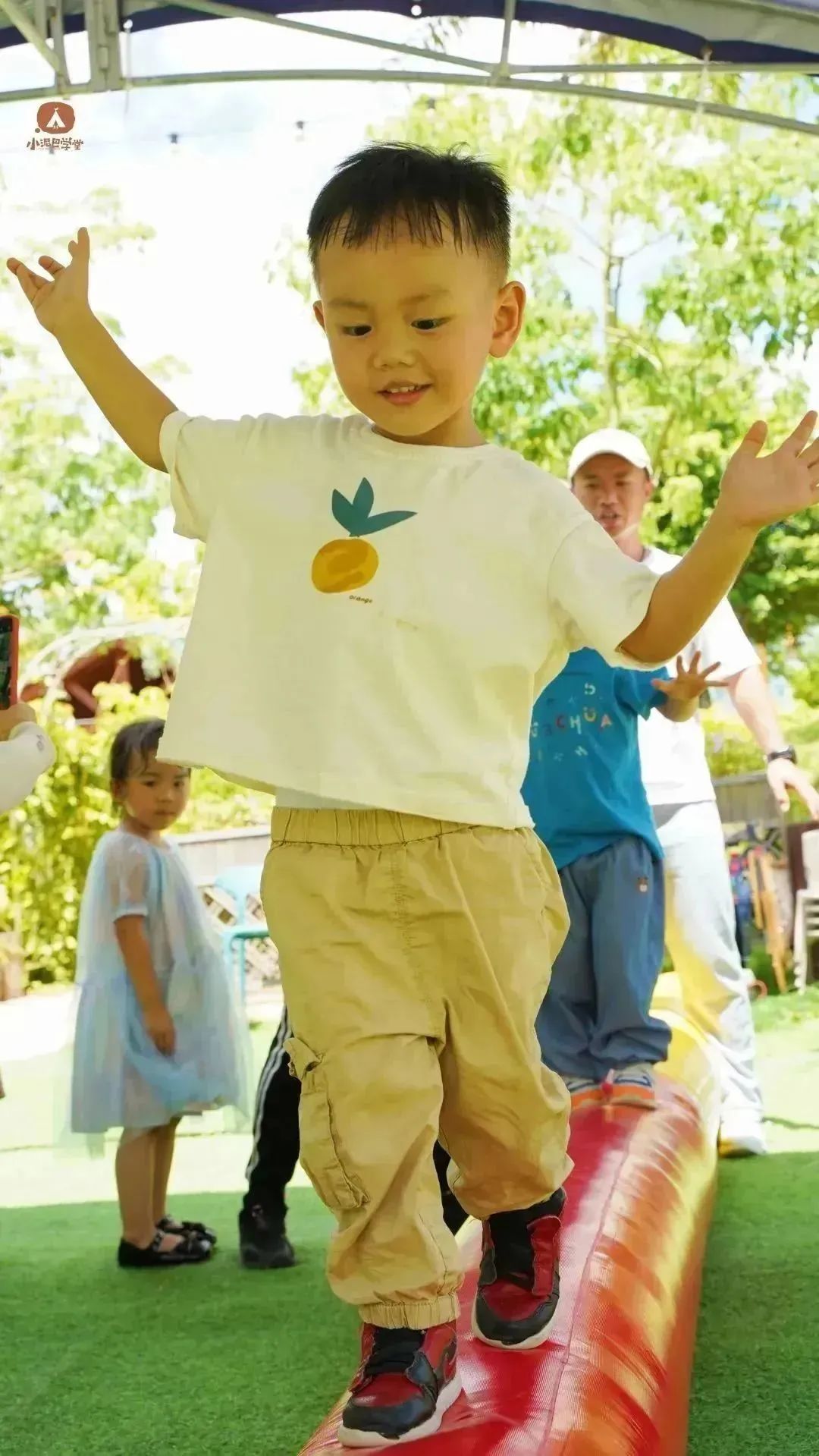 小宝宝一般几岁上幼托班好,孩子上托班给家长一点轻松的时光