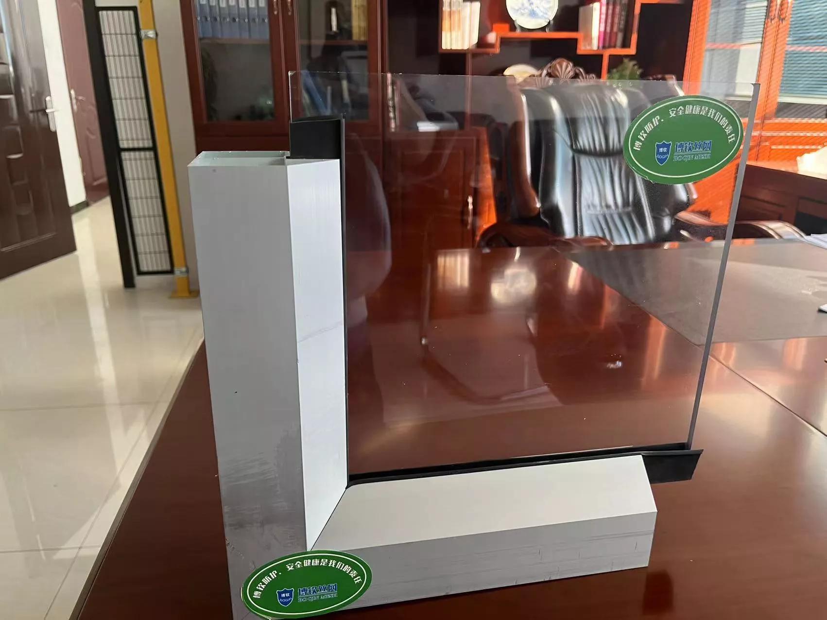 声屏障屏体厚度和透明屏体厚度,声屏障隔音材质哪种好