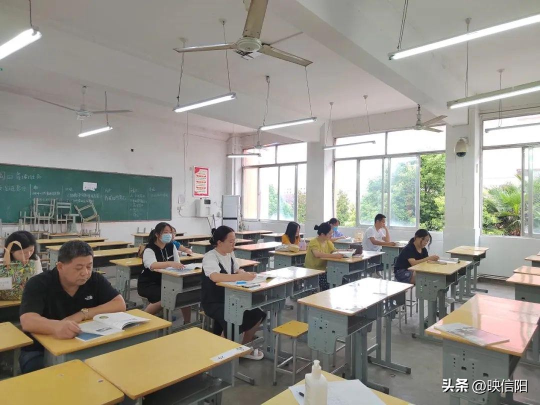 固始县高级中学举办2022—2023学年新教材培训