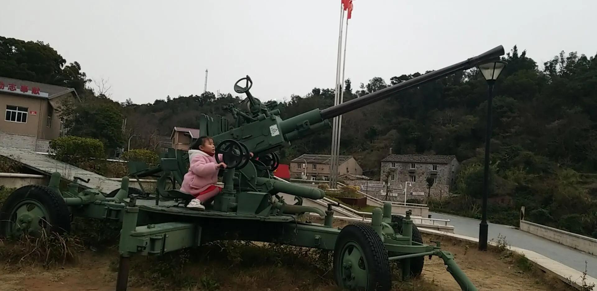 女儿喜欢足球怎么办,女儿加入足球队