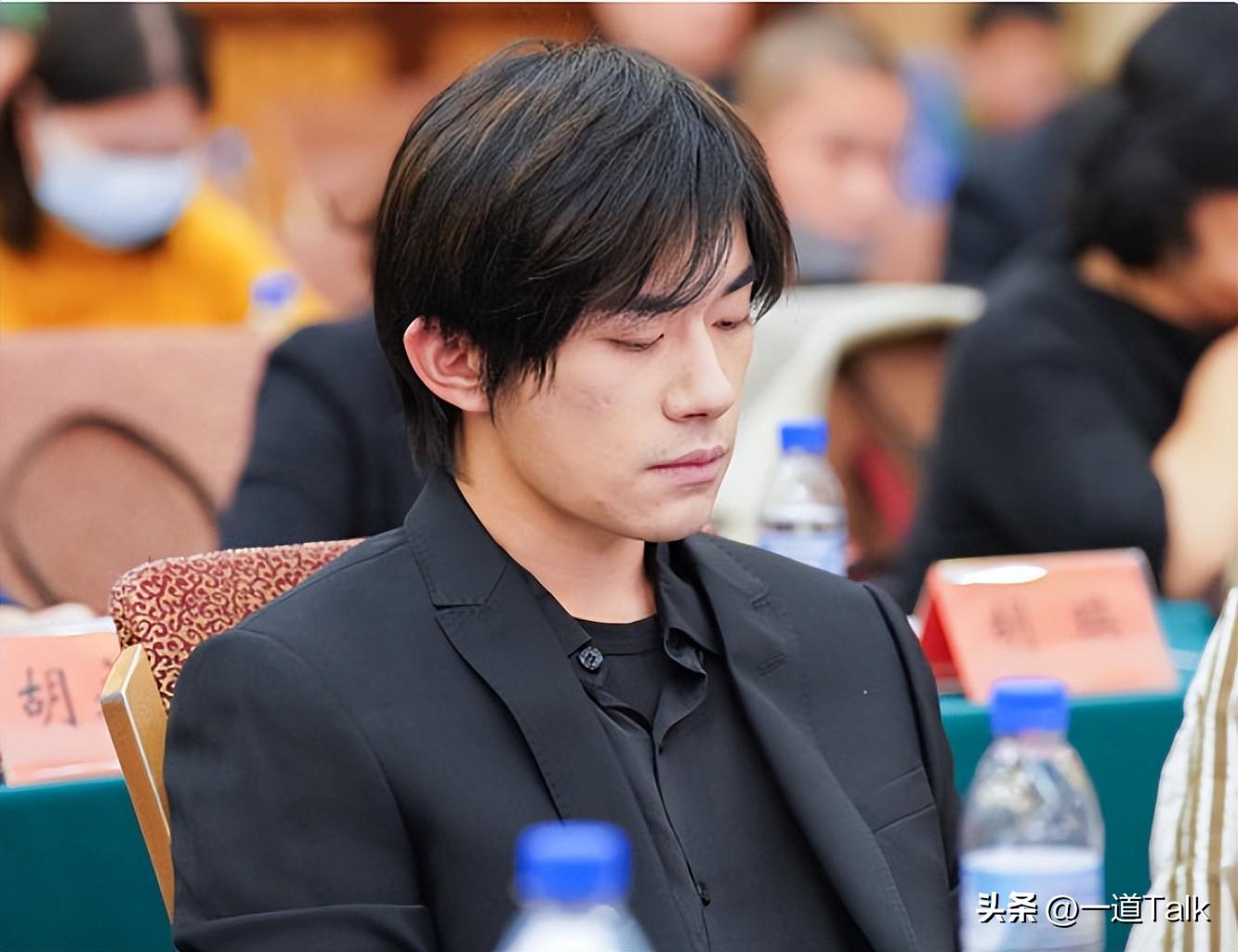 高清镜头下明星们的真实状态,明星高清镜头皮肤状态