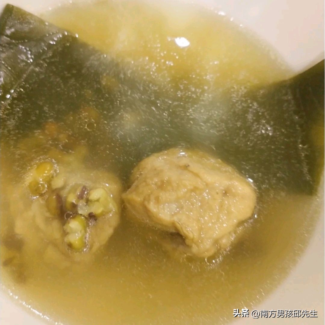 做得最好的冬瓜海带排骨汤,春季养生汤海带排骨汤的做法