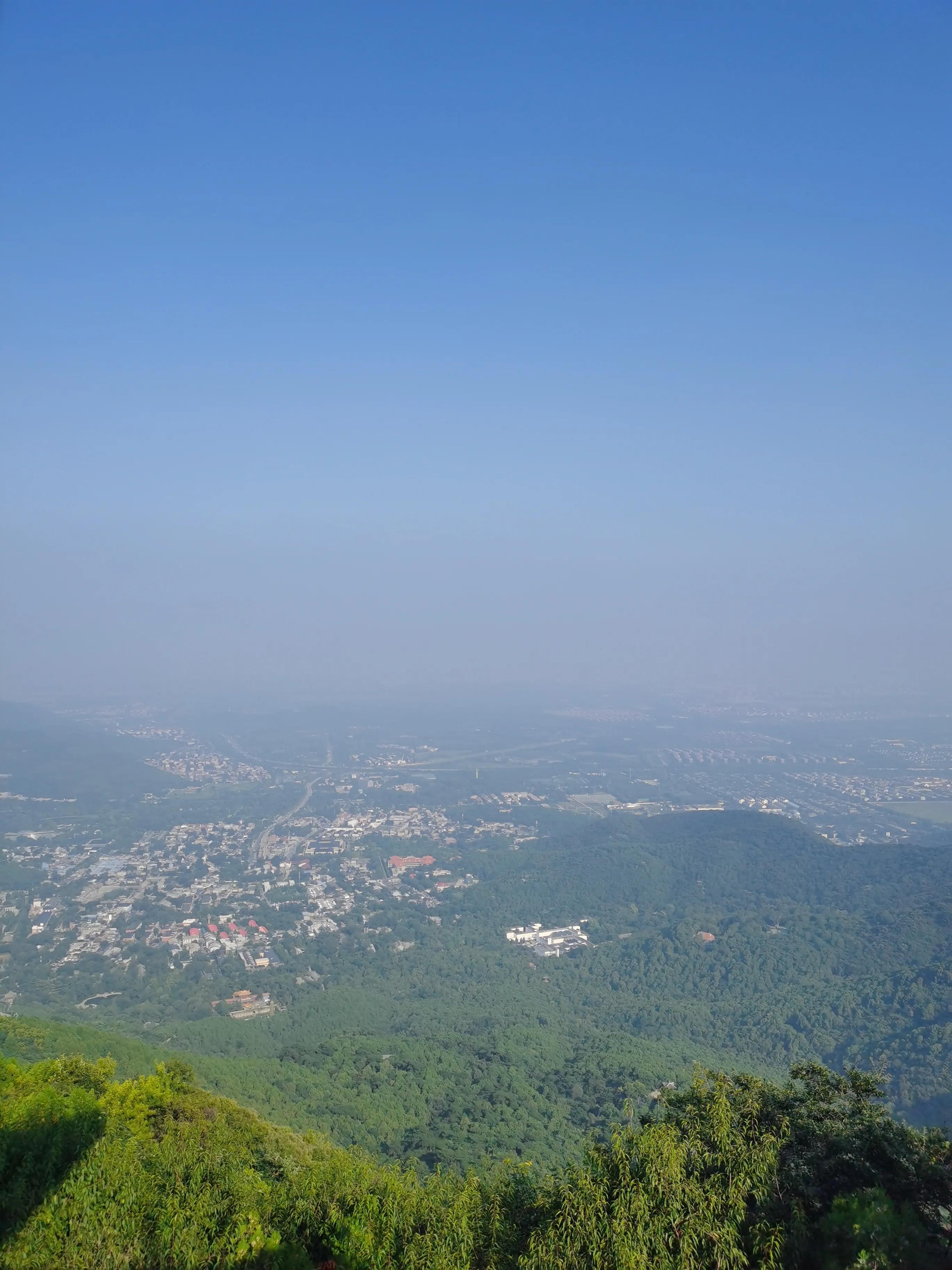 周末爬山记作文,周末爬山记完整版