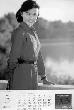 70年代泳衣挂历图文,8090年代泳装挂历