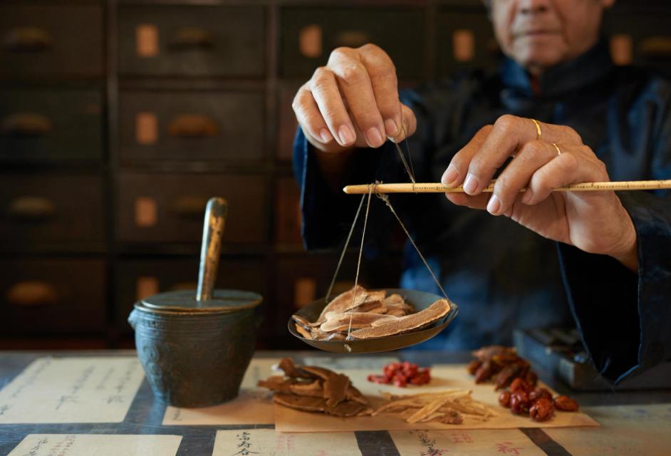 走近中医|利用“络病理论”对干燥综合征的病机分析与治疗