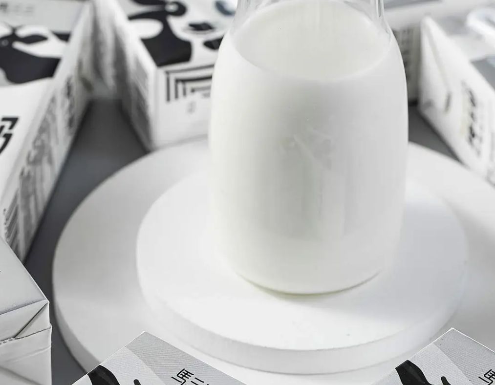 哪种外国品牌牛奶营养最好,国外进口牛奶能喝吗