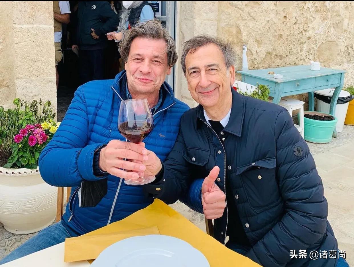 意大利90年代球员,90年代意大利国家队队服