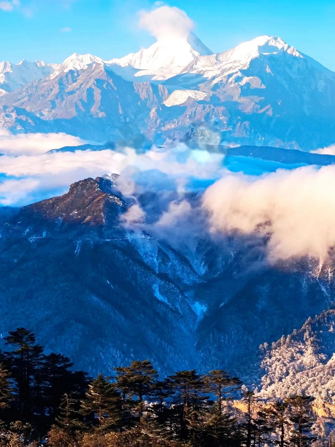 川西，不知启蒙了多少人对*藏西**的向往和渴望