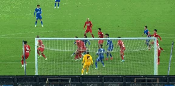 谢鹏飞最近中超数据,谢鹏飞任意球破门中超