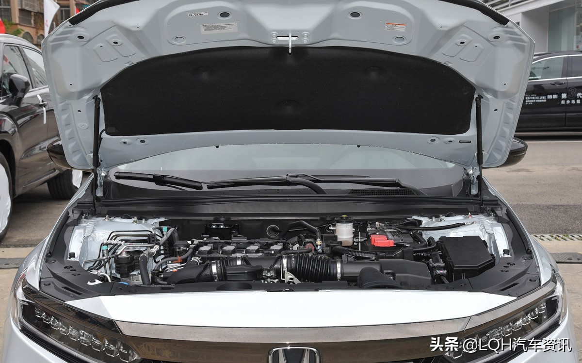 20万的预算放弃了奔驰*级A**，提了22款本田雅阁，你觉得怎么样呢？