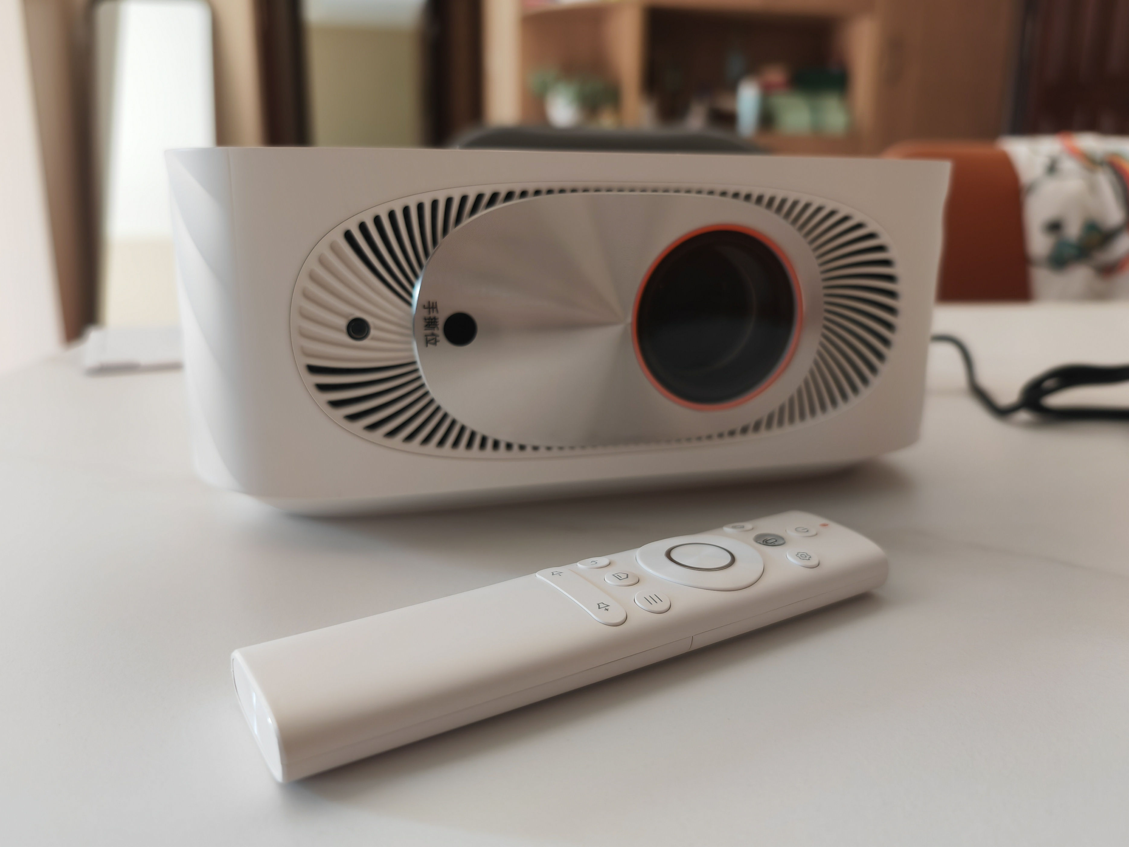 联想小新100投影测评,联想小新100投影仪真实评测