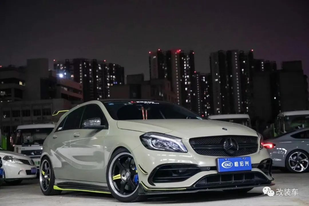 奔驰a200改装电动座椅多少钱,奔驰a200改a45