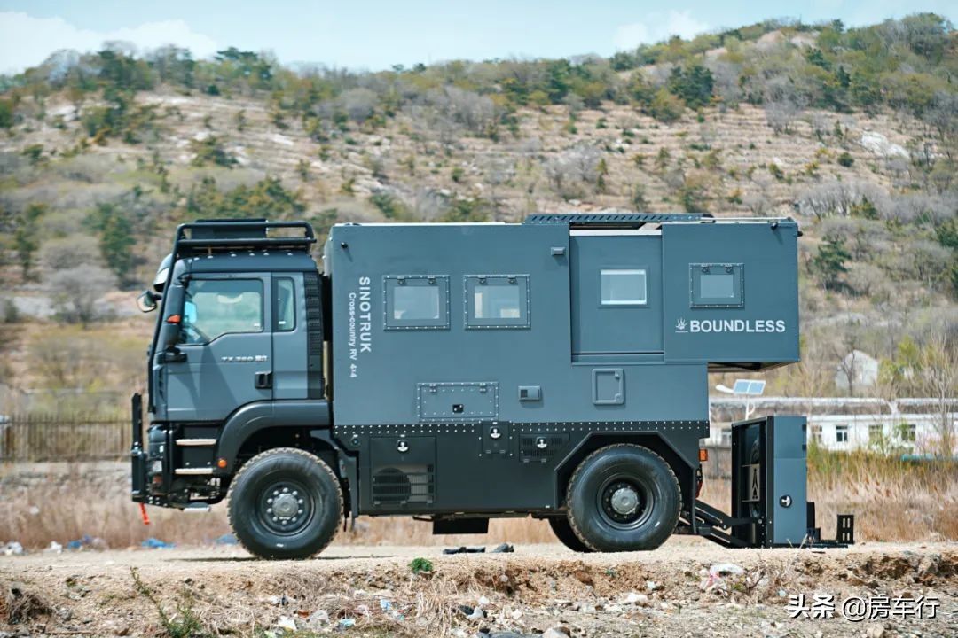 蓝牌五座德国曼重卡房车,b级越野豪华房车大全100万以上