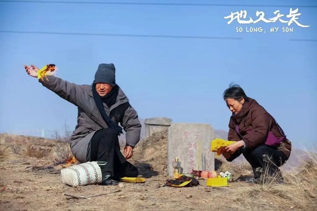 2010年失独60岁的母亲生下双胞胎,失独母亲60岁生双胞胎如今怎样