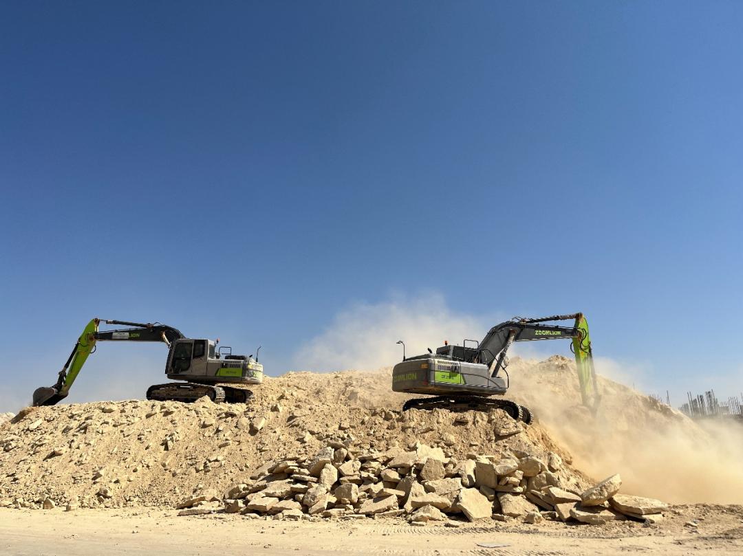 利雅得邂逅极光绿！中联重科挖掘机热销沙特