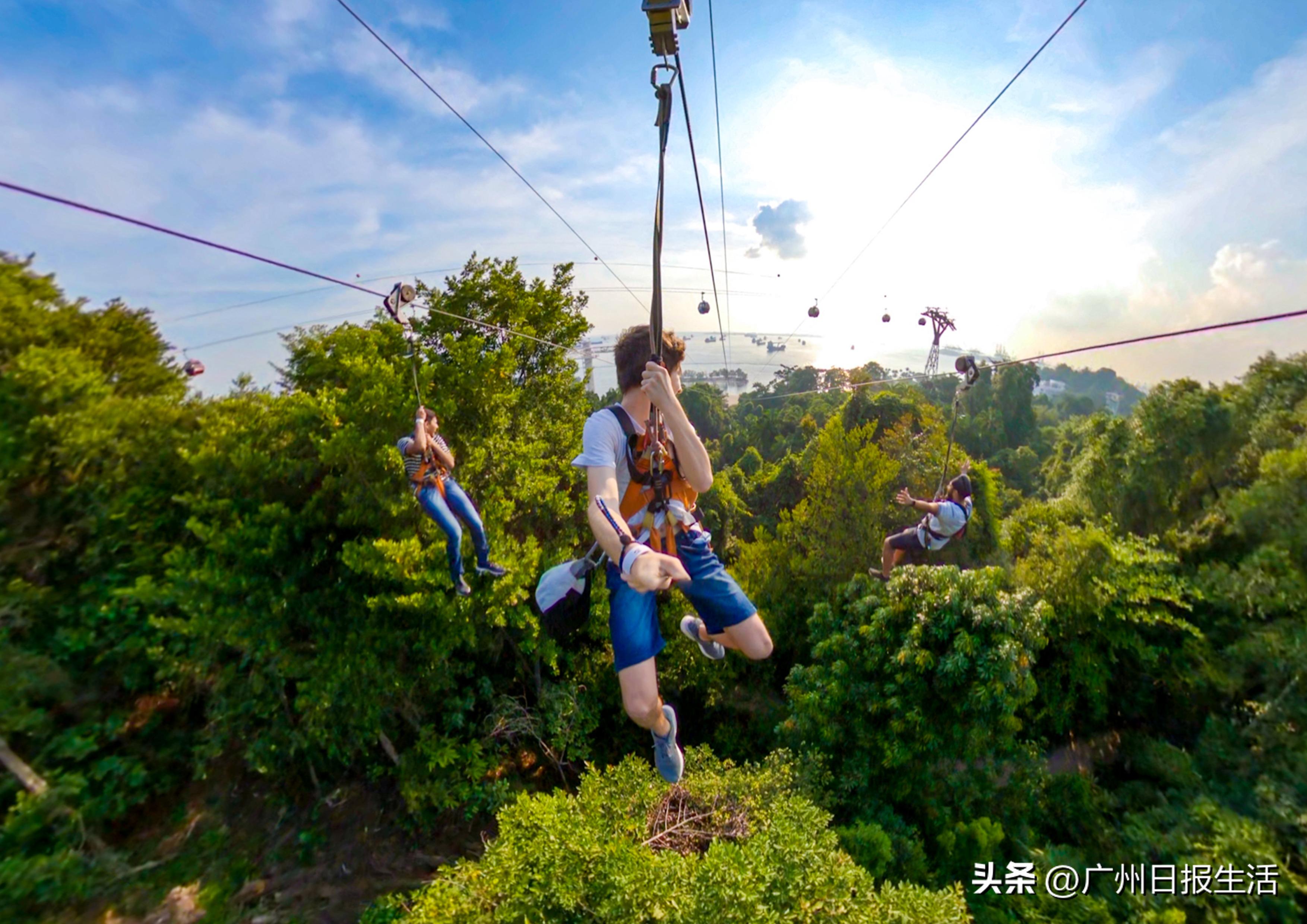 南方海岛游5大目的地推荐,打飞的去重庆徒步三峡之巅