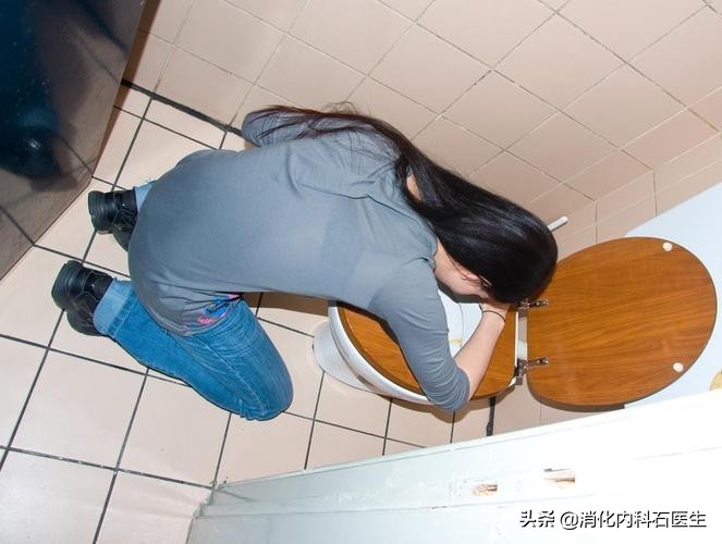 女子腹泻5个月,辗转4家医院,全院大会诊误诊,主任:馒头病