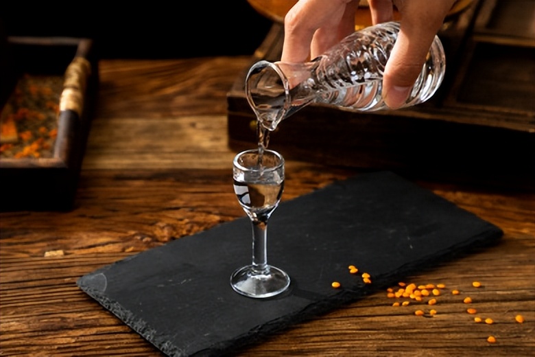 茅台酒和洋河哪个好,洋河酒与茅台哪个好