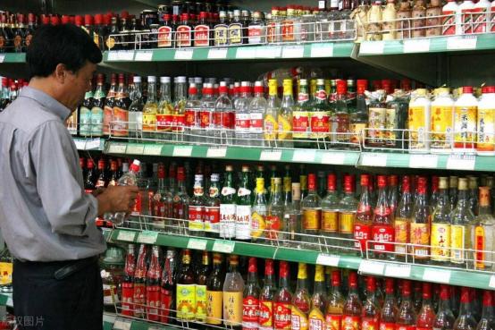 小酒坊的“自酿酒”还能喝吗？以前大家趋之若鹜，为何现在不买了