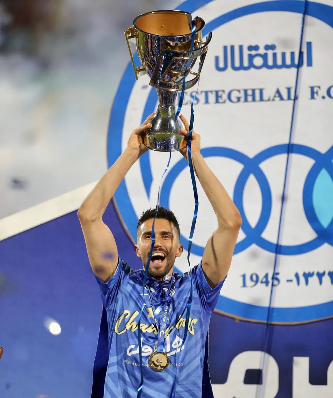 喜欢伊朗的守门员塞伊德·侯赛因，古波斯类型的帅哥