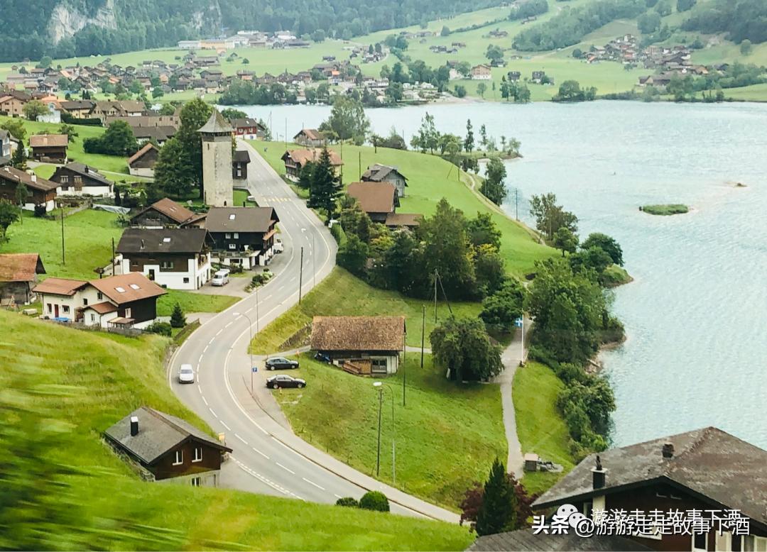 欧洲瑞士旅游线路,卢塞恩金色山口观光火车